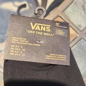 Vans 'Off The Wall' Black Ankle Socks NWT, Sizes 6 To 9.5